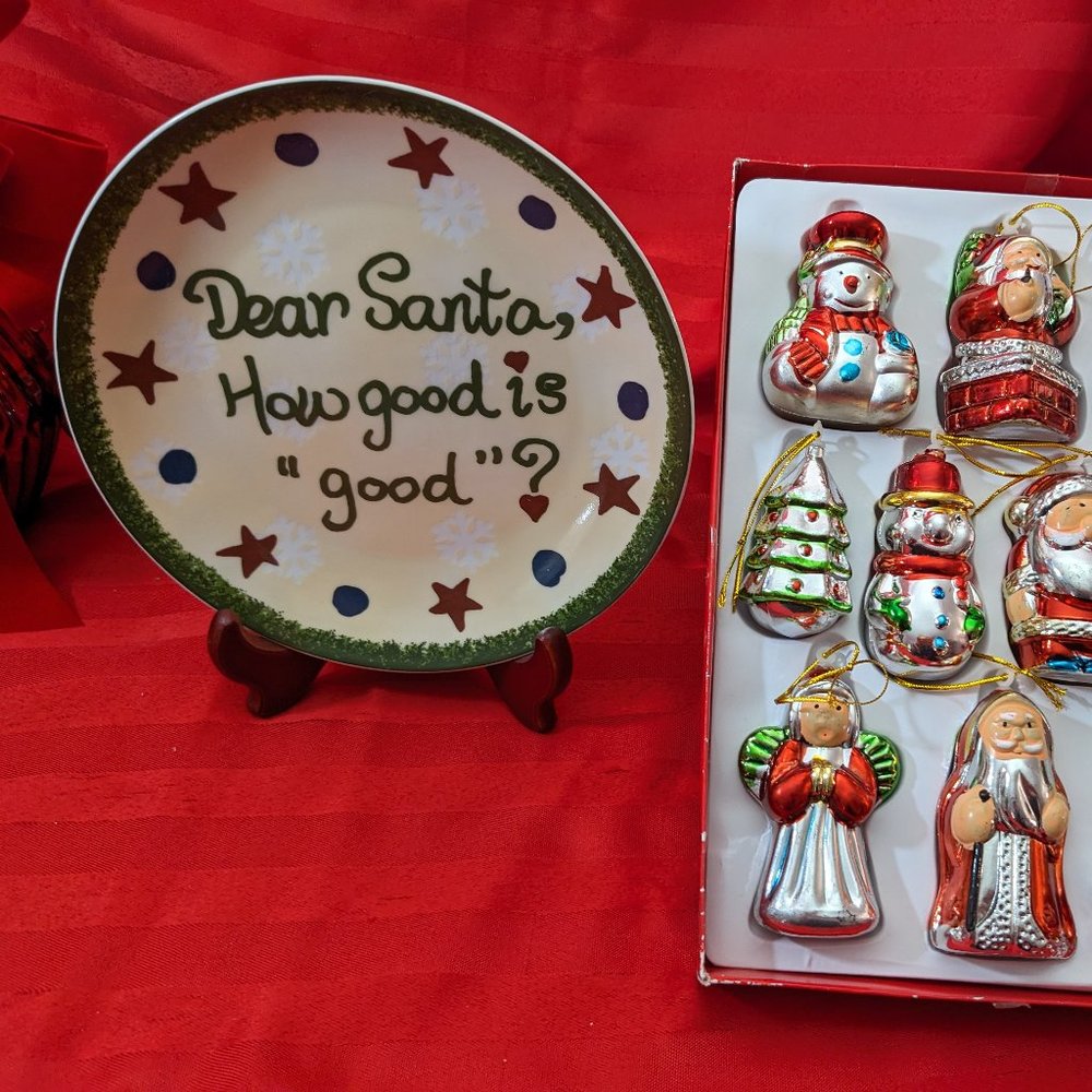 Child's "Dear Santa" Cookie Plate And 12 Plastic Tree Ornaments For Child